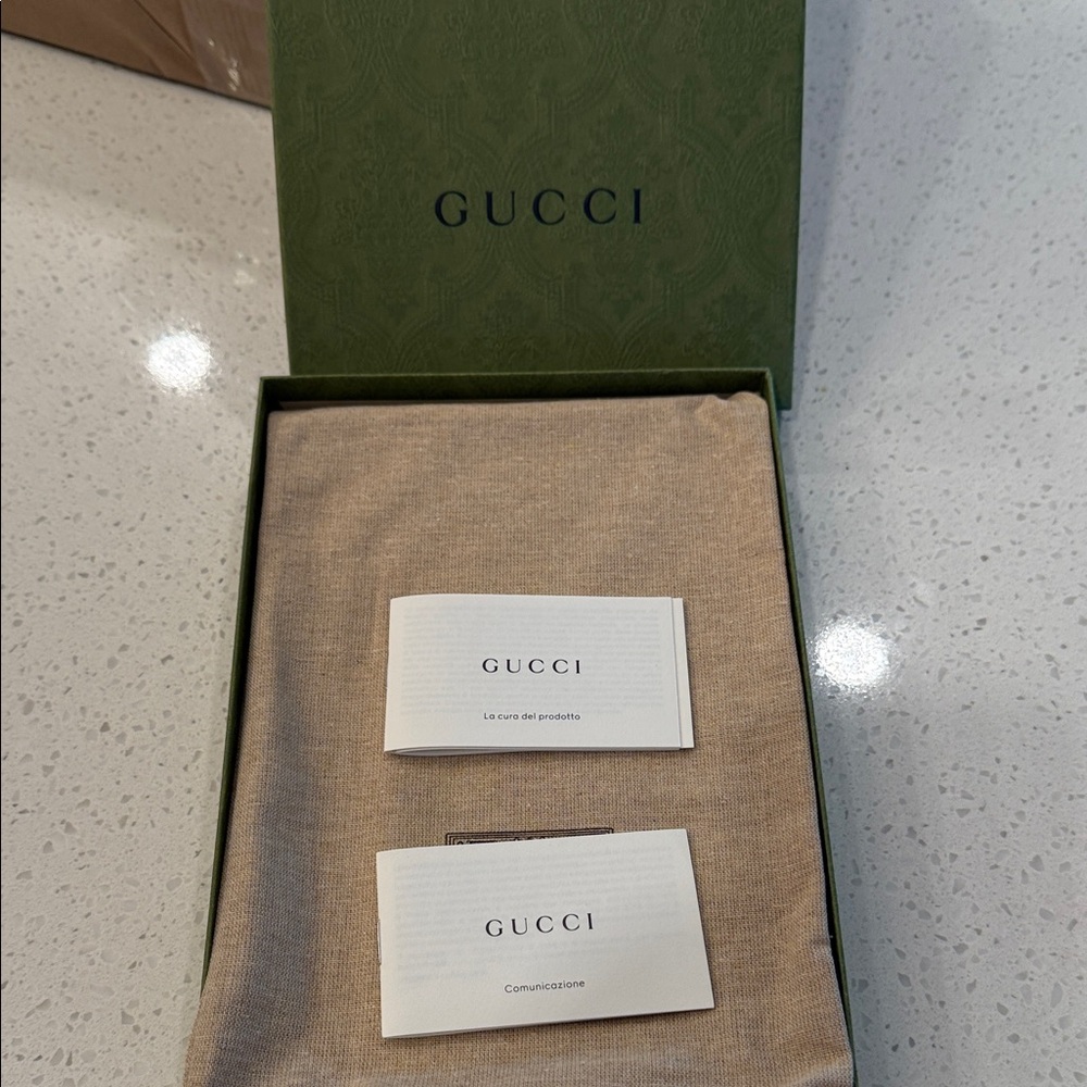 Gucci Red and Blue Graphic lifestyle Notebook authentic Gift Set - Picture 6 of 10